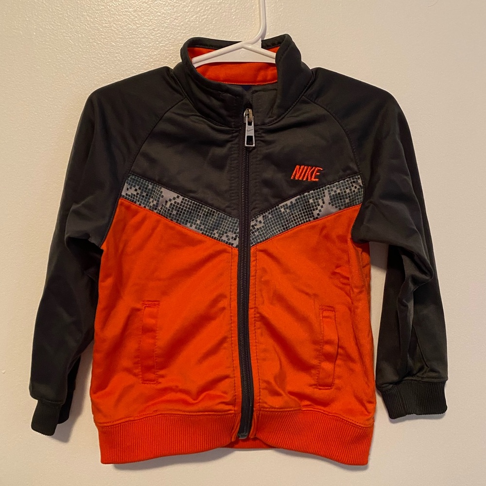 Nike sweater